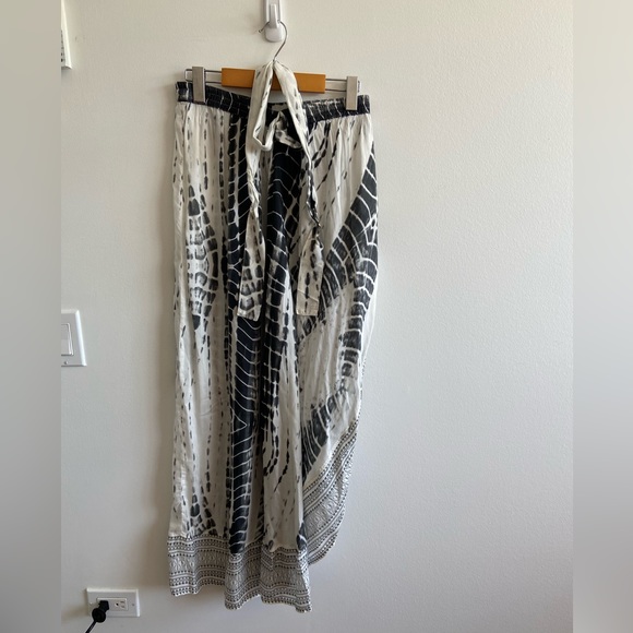 Elan convertible dress/skirt size medium - Picture 1 of 2